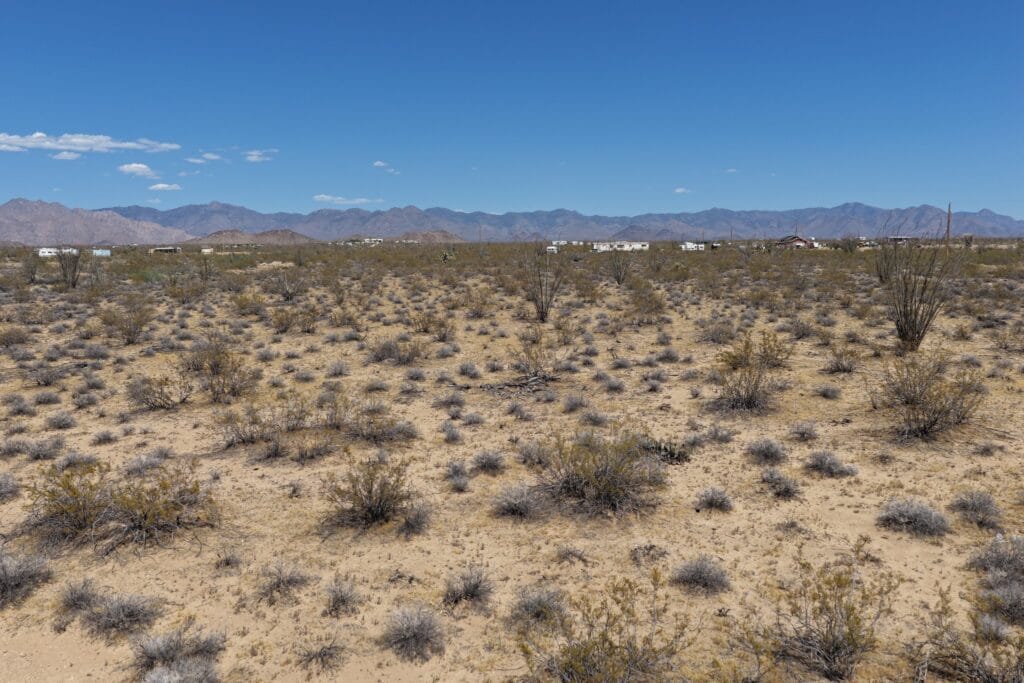 Open desert lot facing the Hualapai Mountains, Yucca AZ — APN 245-21-102