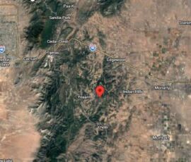 Road map showing the location of parcel R000982301 near Edgewood, NM relative to surrounding roads and communities